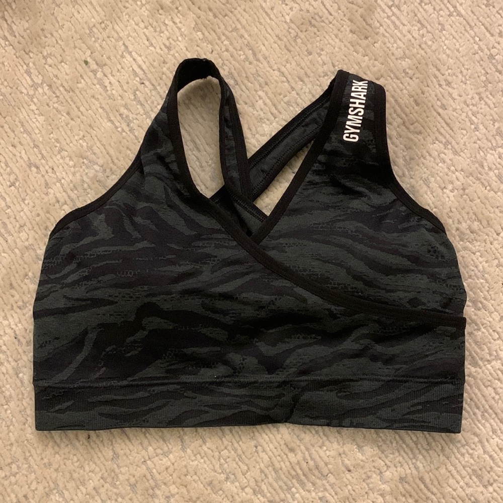 Gym Shark size L sport bra